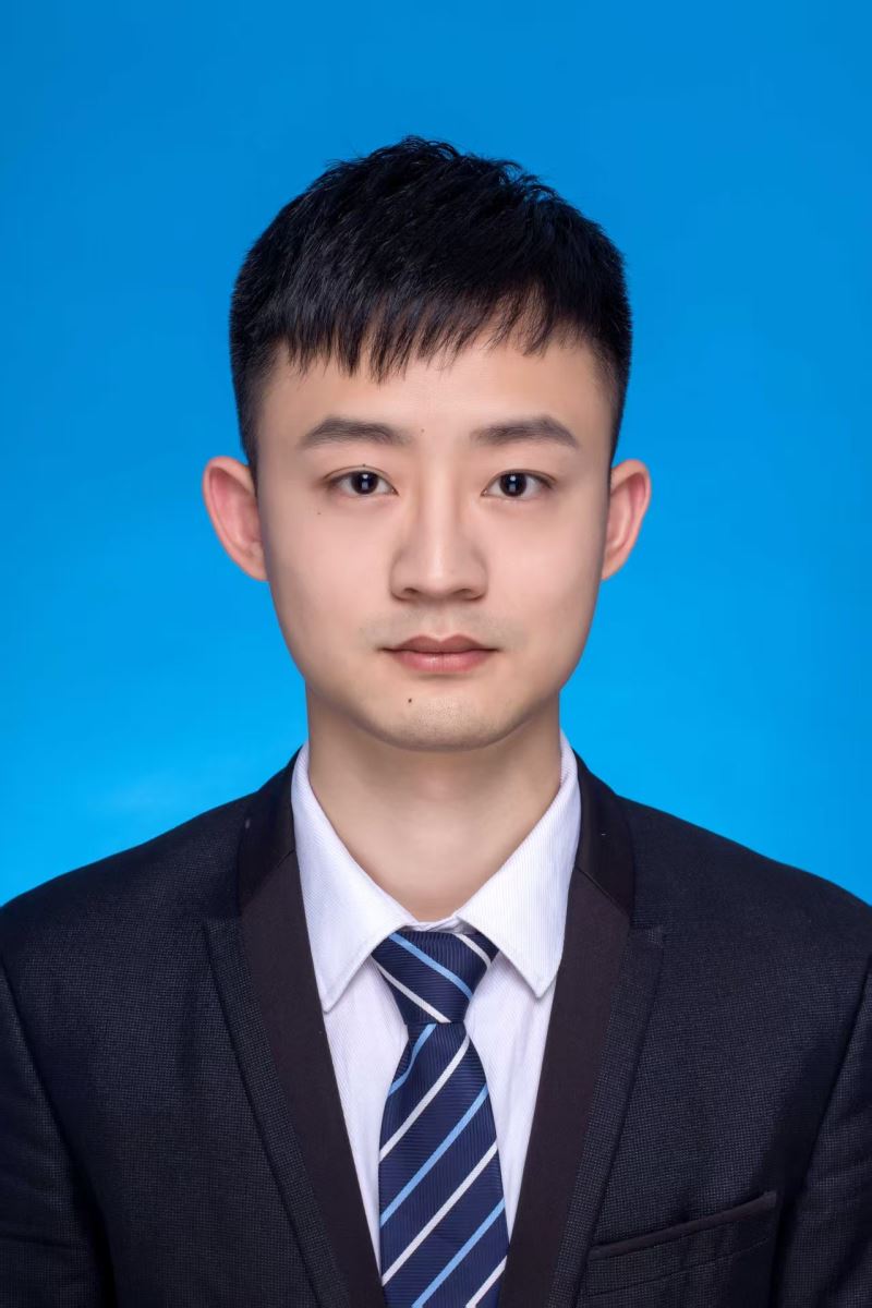 谭新骥