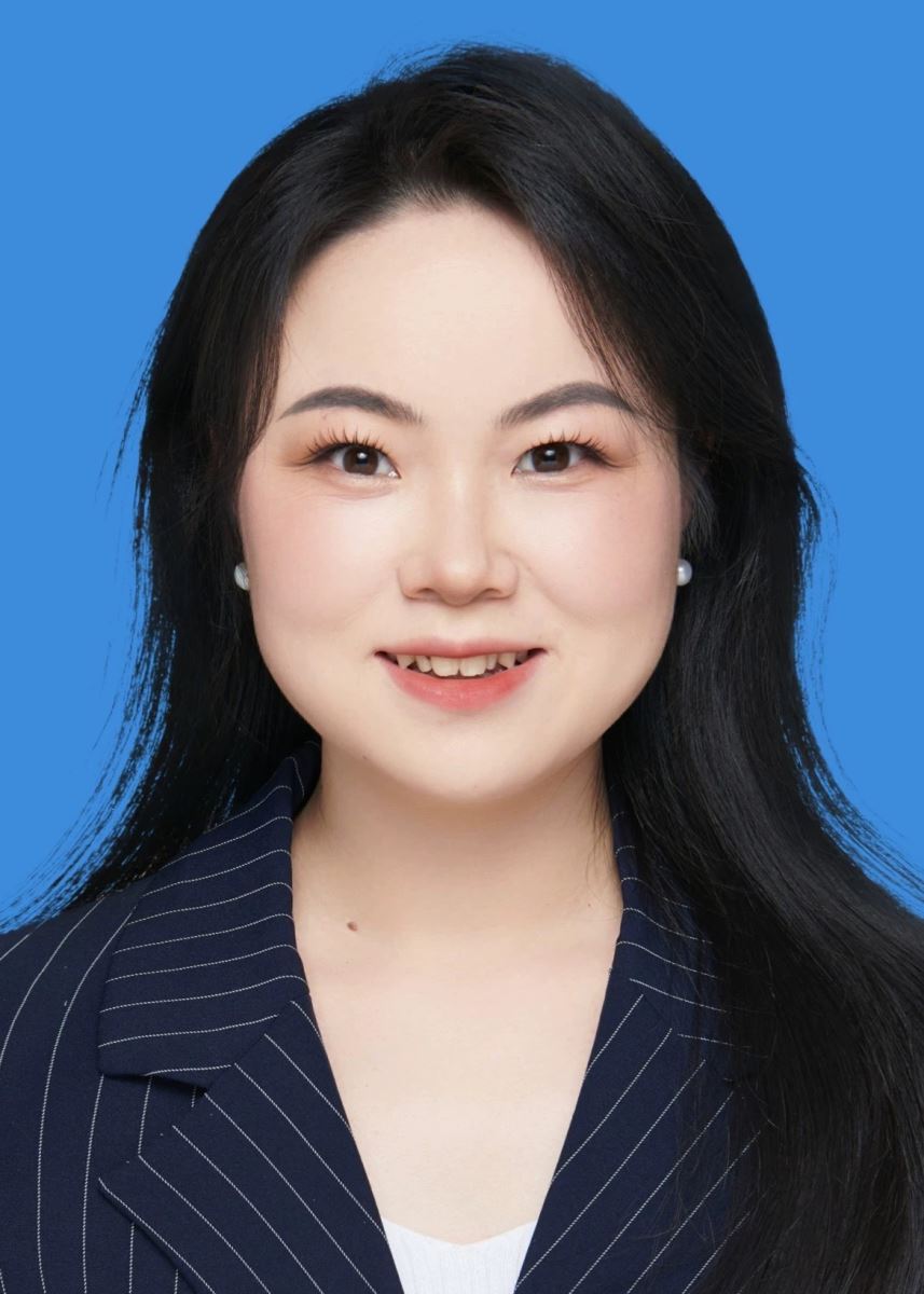 卢思