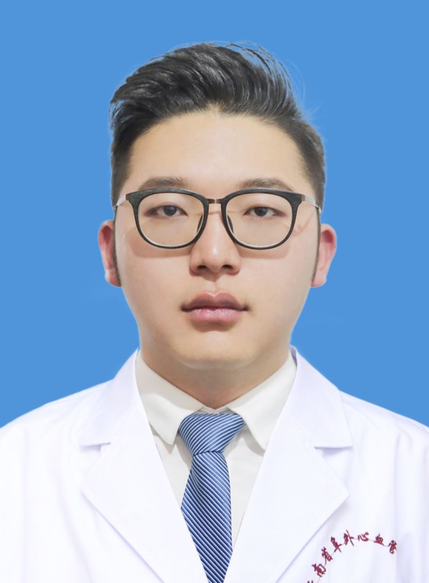 龚志伟