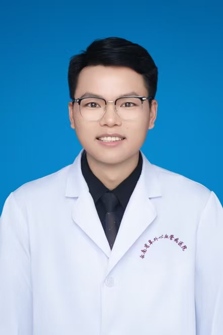 穆纯杰